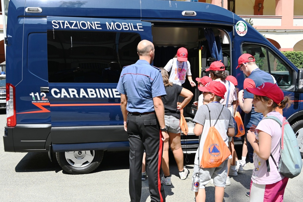 “Anch’io sono la Protezione Civile”: i giovani visitano il Comando dei Carabinieri di Alessandria