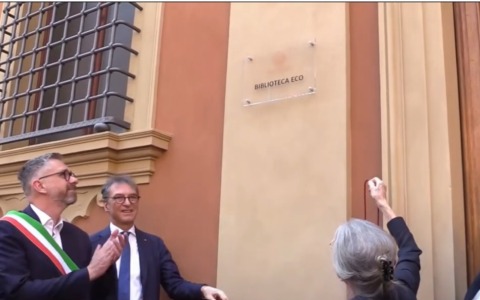 I libri di Umberto Eco trovano casa a Bologna: inaugurata la nuova biblioteca