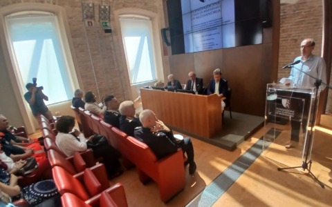 360 mila euro dalla Fondazione Cral per ambulanze e mezzi di soccorso