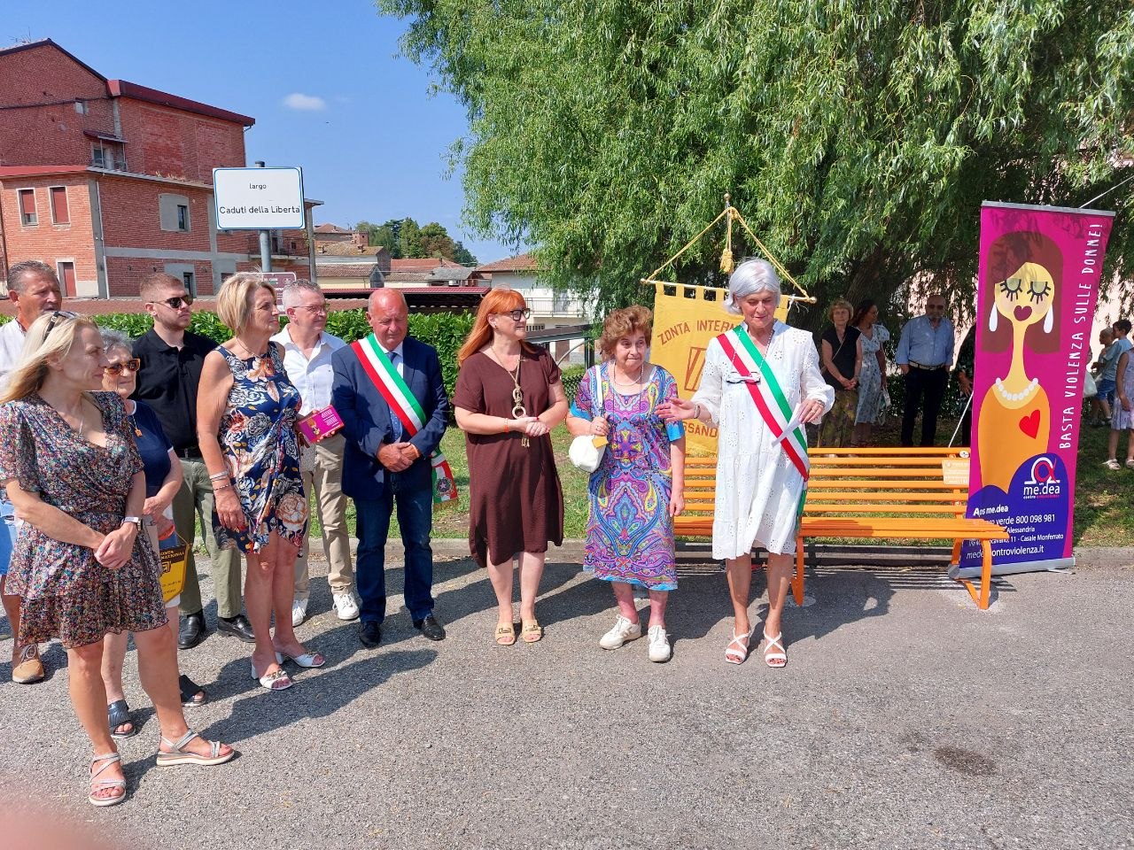Inaugurata ad Oviglio la 14esima panchina arancione in provincia di Alessandria