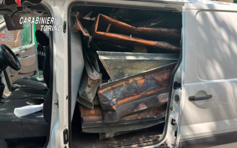 Furto di rame al cimitero di Racconigi: tre arresti dopo un controllo dei Carabinieri