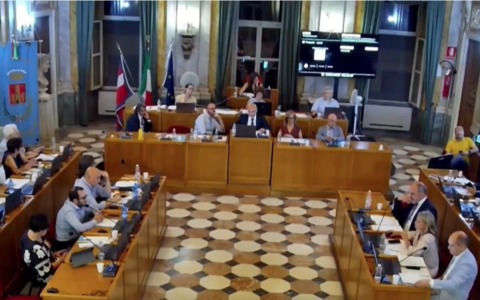 Stallo sulle commissioni al Consiglio comunale di Valenza, Griva: “Merlino si dimetta”