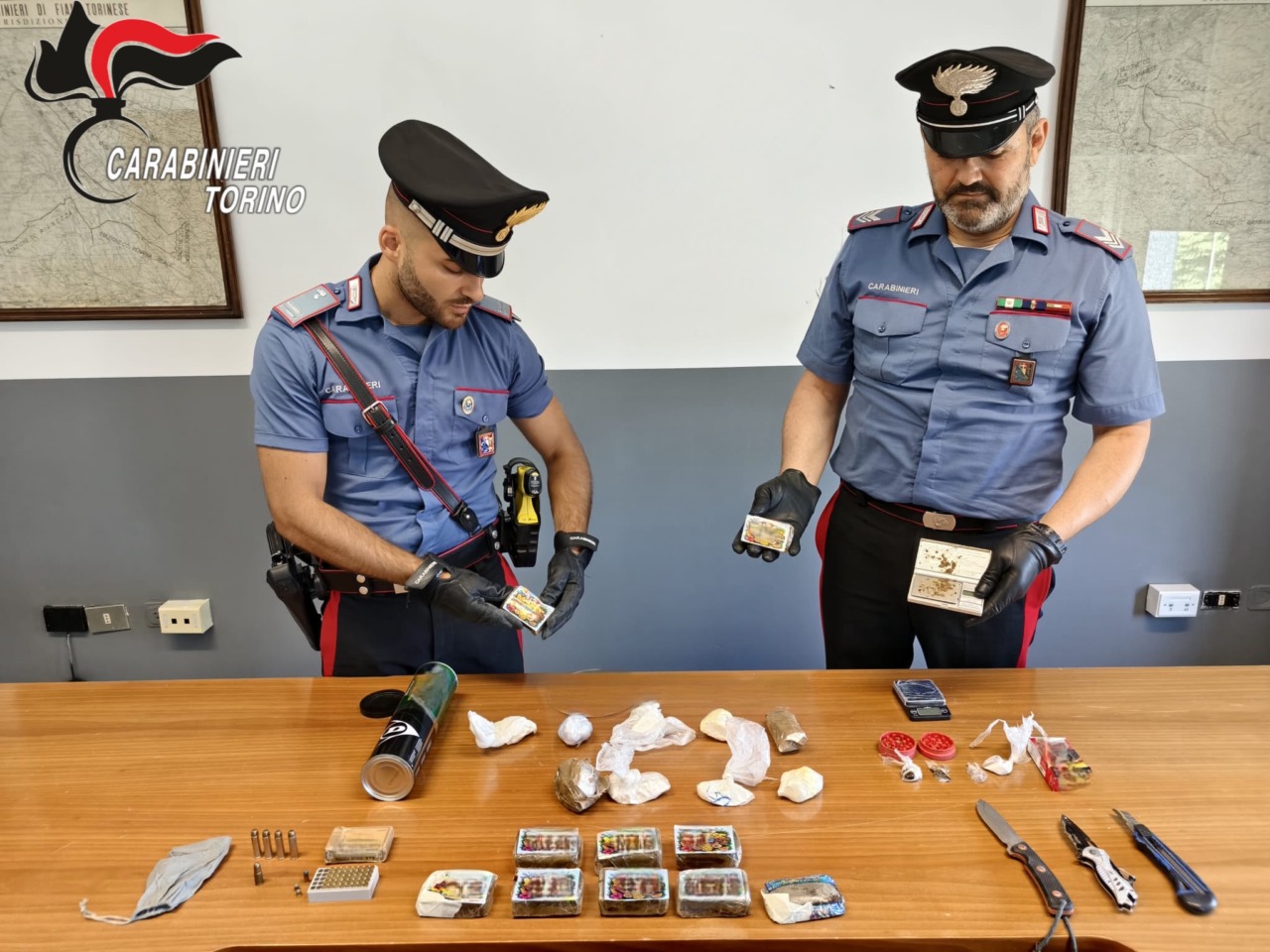 Droga e munizioni in un appartamento nel quartiere Madonna di Campagna a Torino: arrestato 44enne