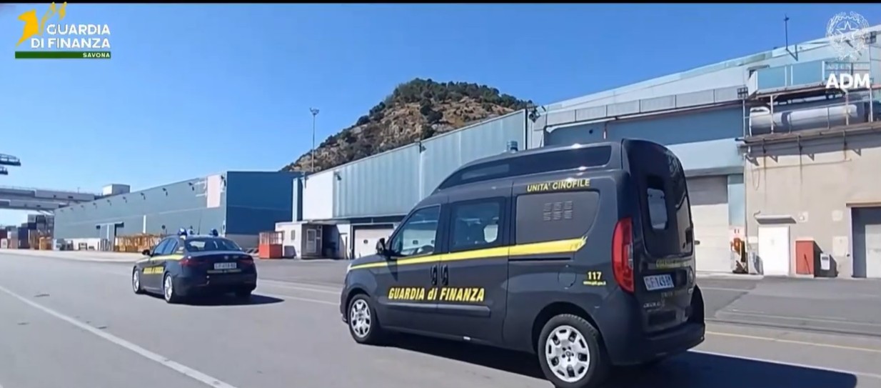 770 chili di cocaina purissima sequestrata nel porto di Vado Ligure