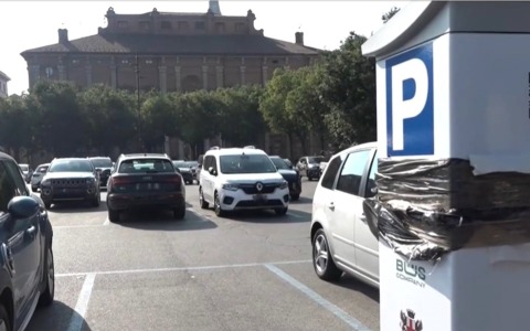 Parcheggi, da lunedì cambia la sosta ad Alessandria