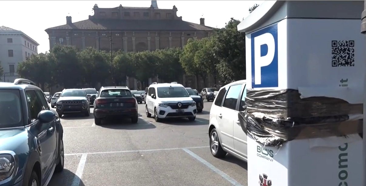 Parcheggi, da lunedì cambia la sosta ad Alessandria