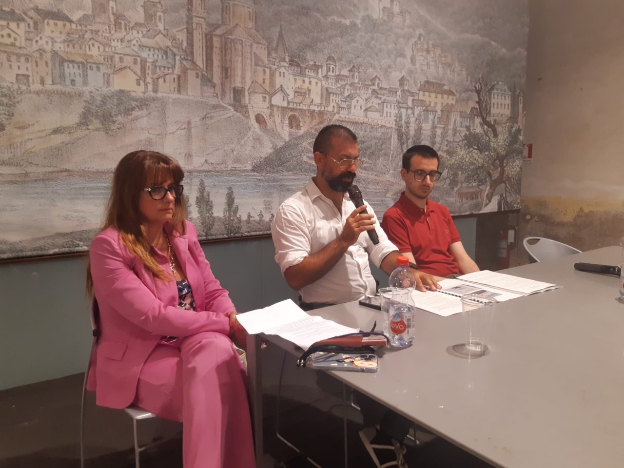 Torna il pressing sulla Ovada-Alessandria: i pendolari incontrano cittadini e regione