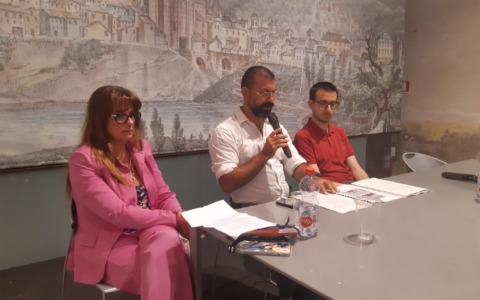 Torna il pressing sulla Ovada-Alessandria: i pendolari incontrano cittadini e regione