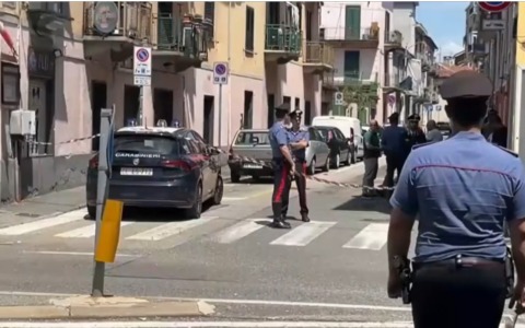 Spari nel cuore di Chivasso: si indaga su un regolamento di conti